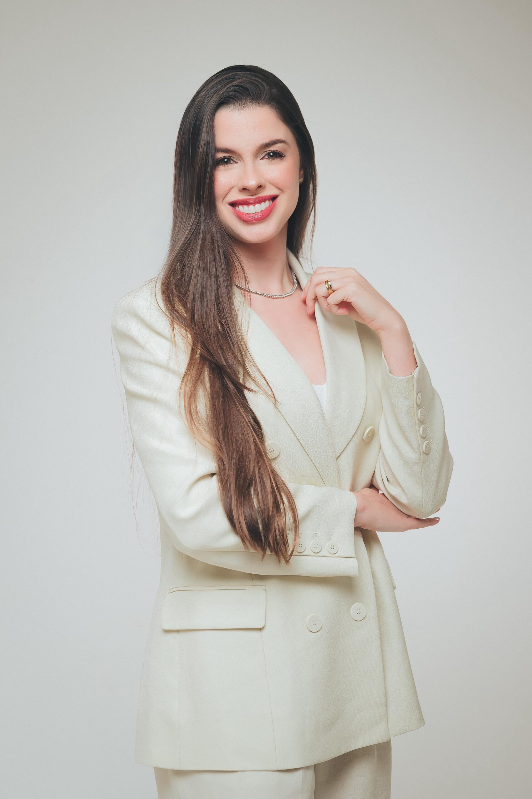 Dra. Suellen Faria